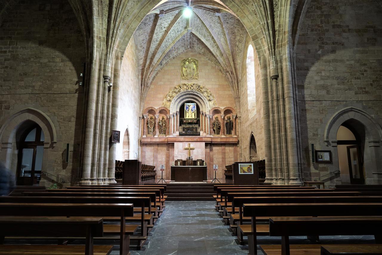 Monasterio De Santa Maria De Valvanera Anguiano Extérieur photo
